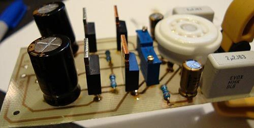 Ламповый усилитель для наушников NP-100v12