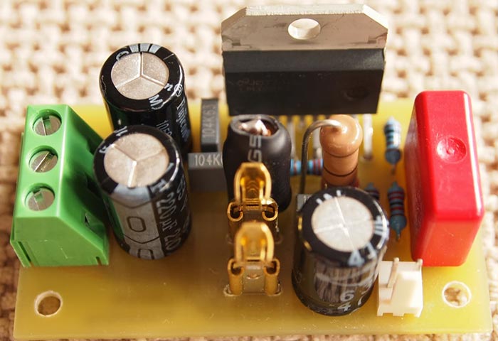 Усилитель мощности на 50Вт с использованием микросхемы LM3886