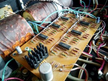 Усилитель мощности С-001