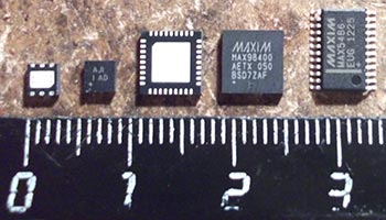 Портативный усилитель 2x22Вт с кнопочным управлением