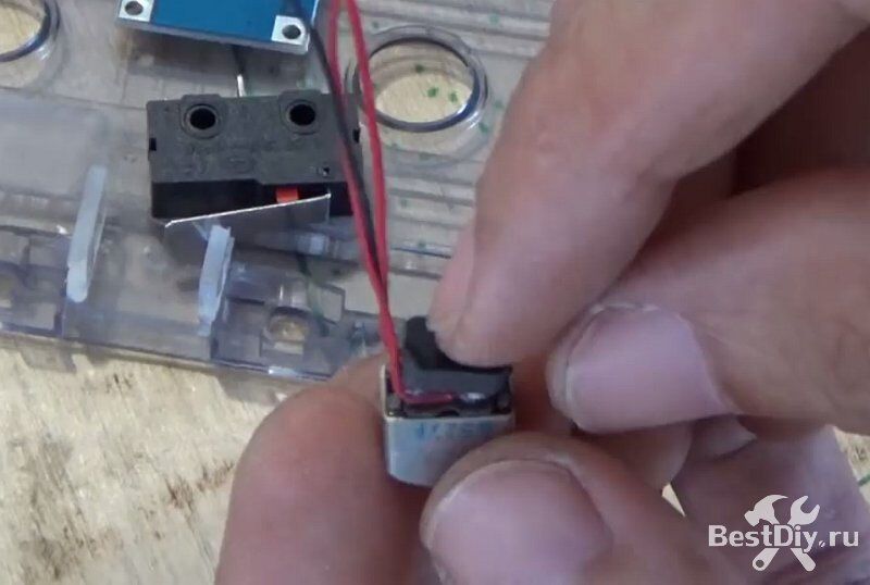 Bluetooth кассета адаптер для магнитолы своими руками