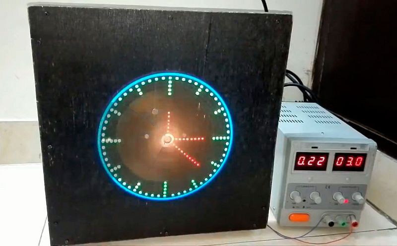 Часы-пропеллер на Arduino NANO своими руками
