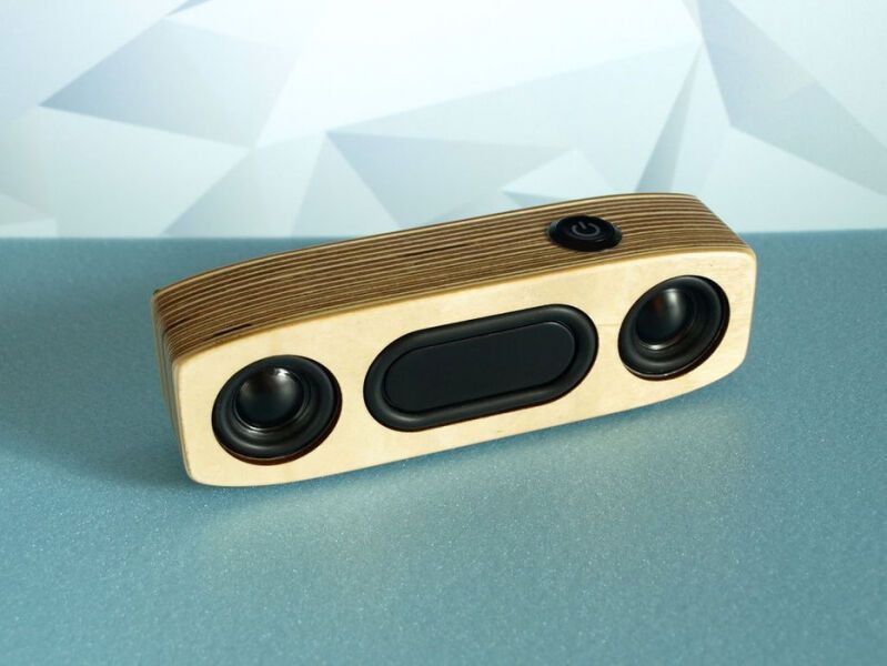 Простая портативная Bluetooth колонка из фанеры своими руками