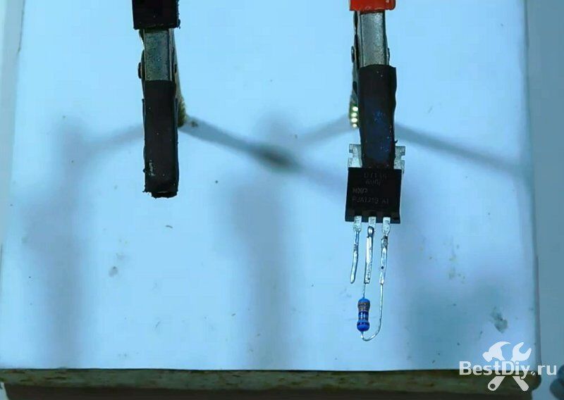 Самый простой датчик освещённости для лампы на 220V