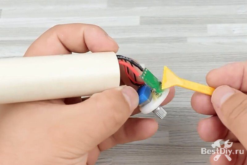 USB паяльник на сменных жалах Т12 своими руками