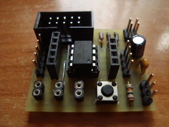 Отладочная Плата Для Микроконтроллеров ATtiny13/15