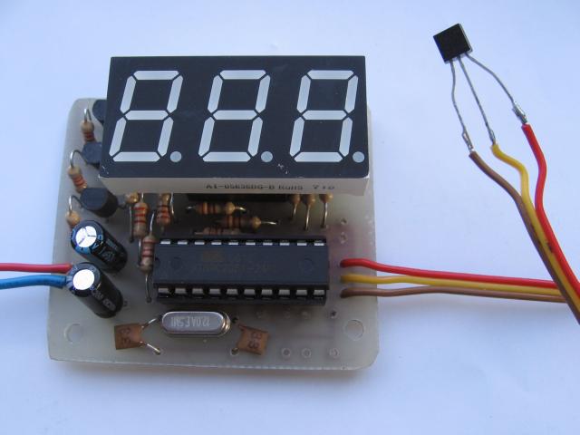 Термометр на AT89C2051 и DS18B20 Термометр на AT89C2051 и DS18B20